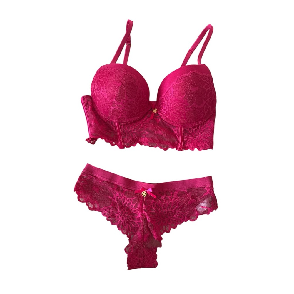 Daisy Fuentes Hot Pink Lace Lingerie Set Wires Bra size 34B and Cheeky Panty S